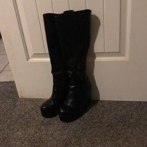 Demonia Shaker-100 Style Platform Boots